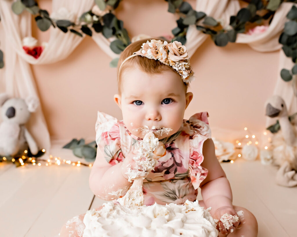 Happy 1st Birthday - Australiana cake smash - One Sweet Celebration