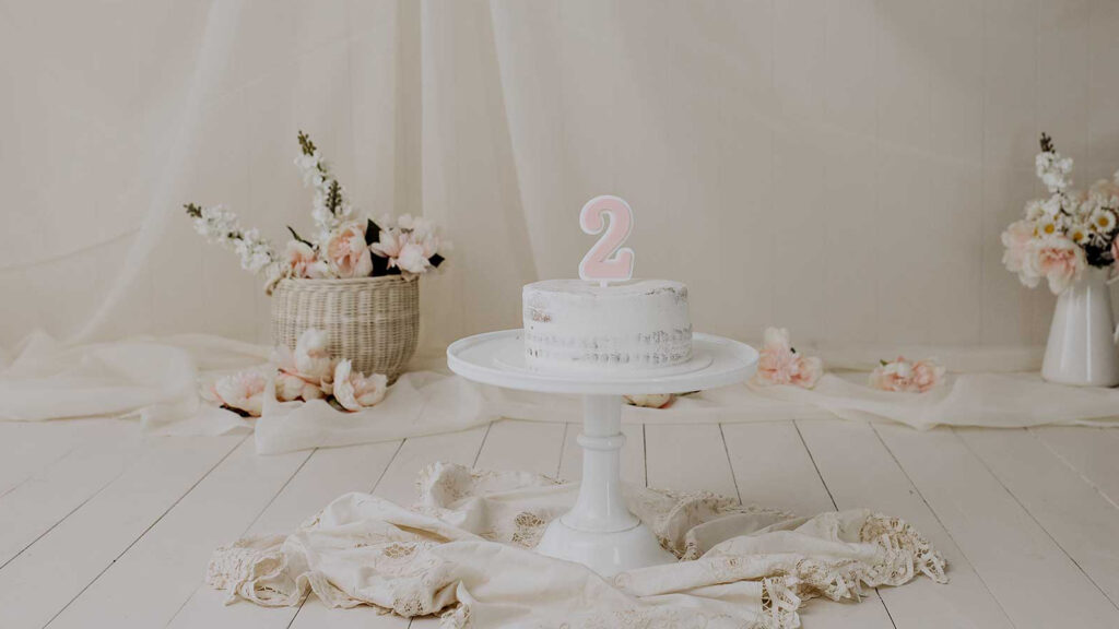 Little Keeps Cake Smash Experience – A Gentle, Joyful Guide for Parents