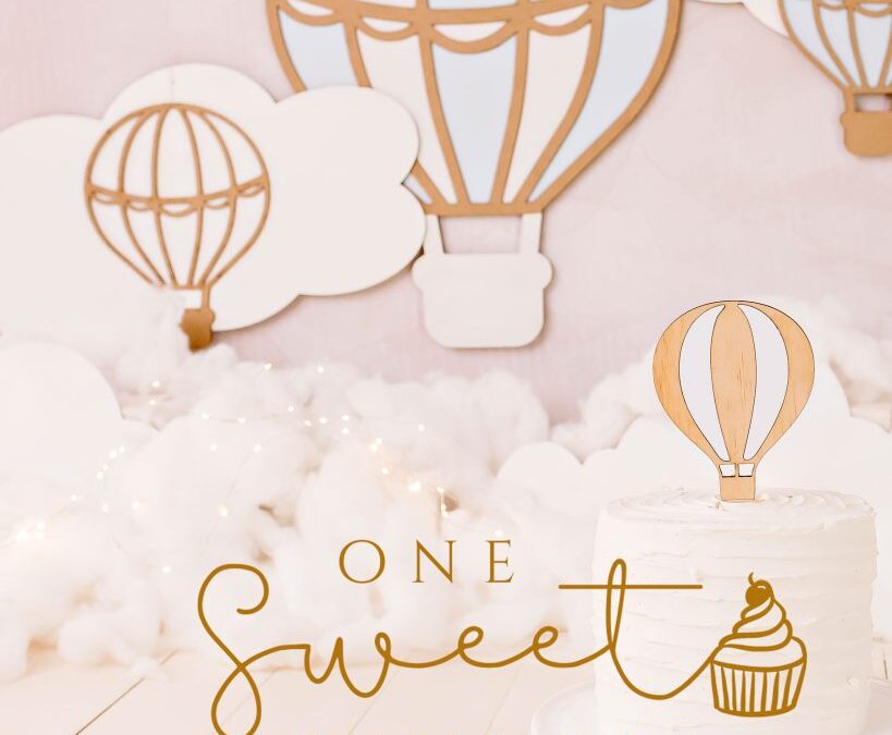 Capturing Joy: A Hot Air Balloon Cake Smash Adventure