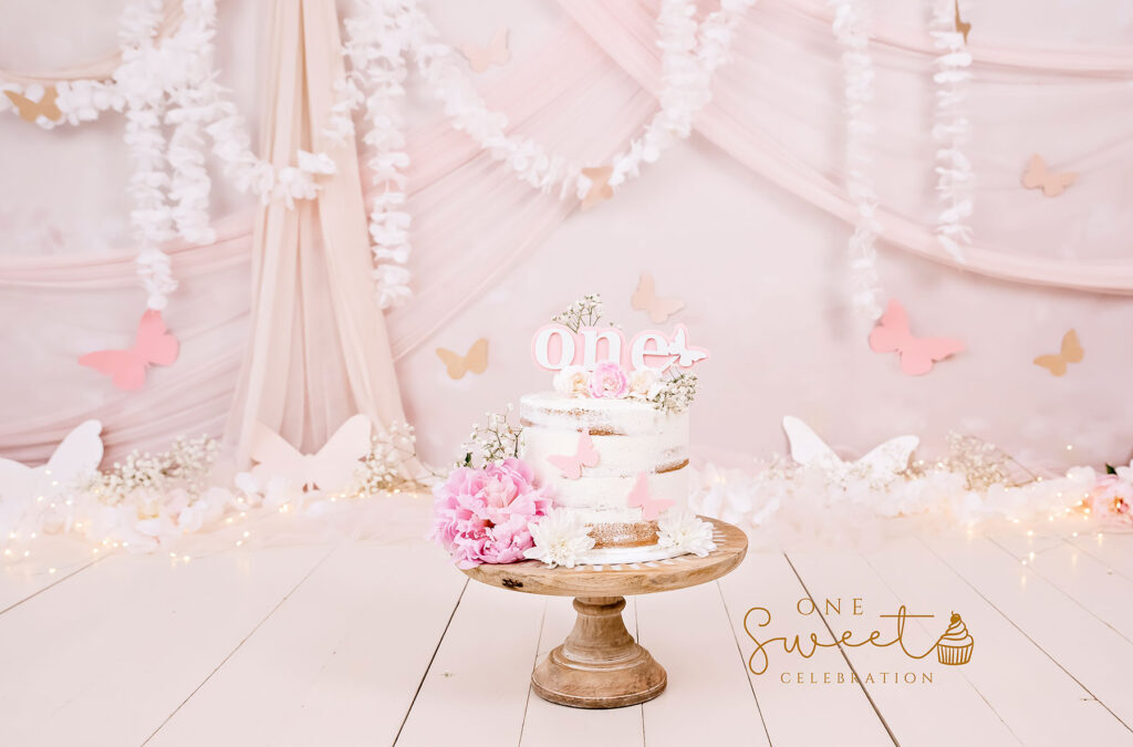 Liana turns ONE – Brisbane Cake Smash Photographer