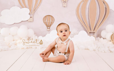 Up Up and Away cake smash – Gold Coast Cake Smash Photographer