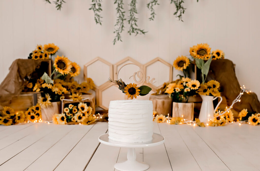 Sunflower cake smash – Brisbane cake smash photographer